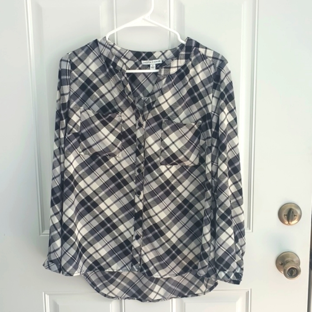 Notations blouse size S in black and plaid pattern
